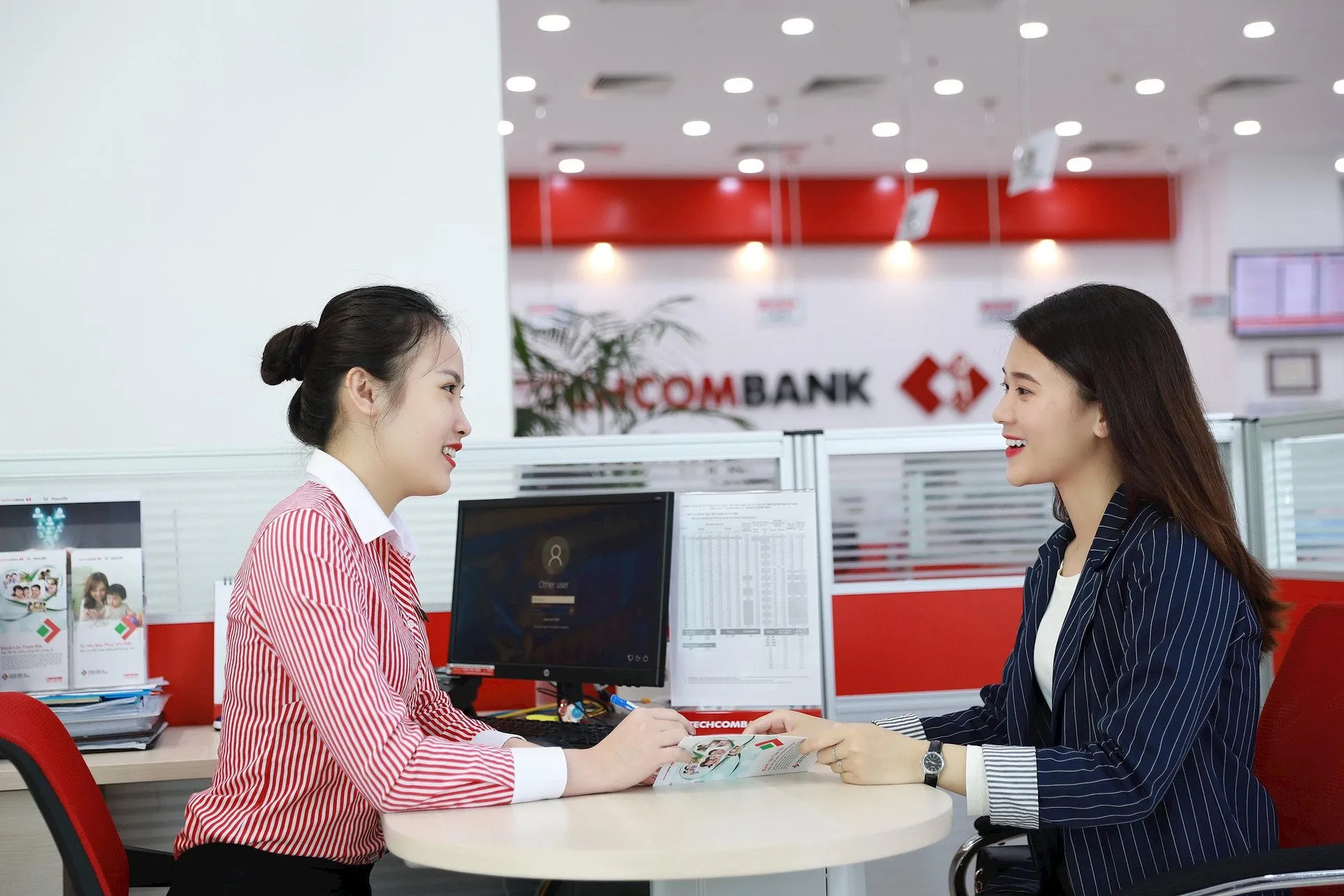 Vay ngân hàng Techcombank 2 tỷ mua nhà trong 20 năm, gốc lẫn lãi phải trả mỗi tháng là bao nhiêu?